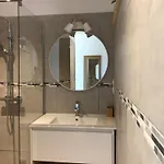ベッド・アンド・ブレックファスト Au La Pree 3*