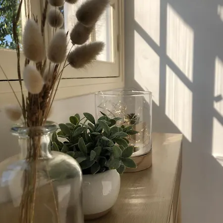 Oda ve Kahvaltı Au La Pree La Flotte