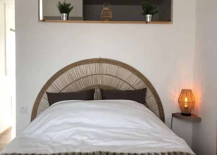 Couette-café Au La Prée 3*